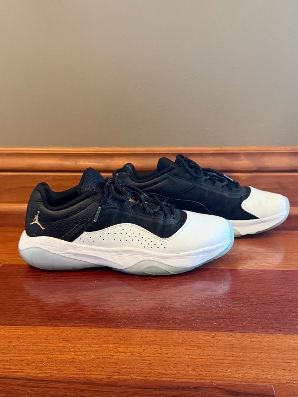 Nike Air Jordan 11 CMFT Low Sneakers Black & White, School Neutral, Size 7